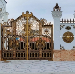 Mẫu cổng rào nhôm đúc 7