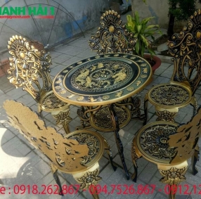 Mẫu bàn ghế nhôm đúc 2