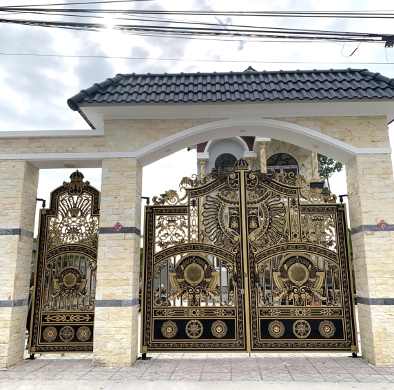 Mẫu cổng nhôm đúc - C30