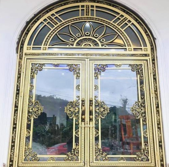 Mẫu cửa đi nhôm đúc - 3
