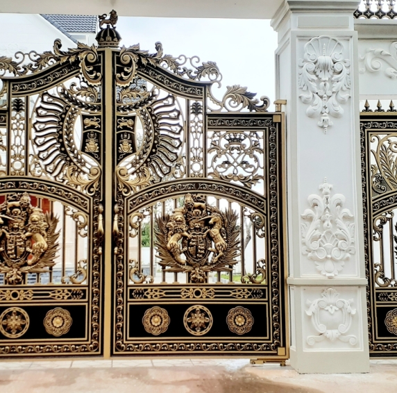 Mẫu cổng nhôm đúc - C19