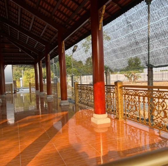 mau-cau-thang-lan-can-nhom-duc-8